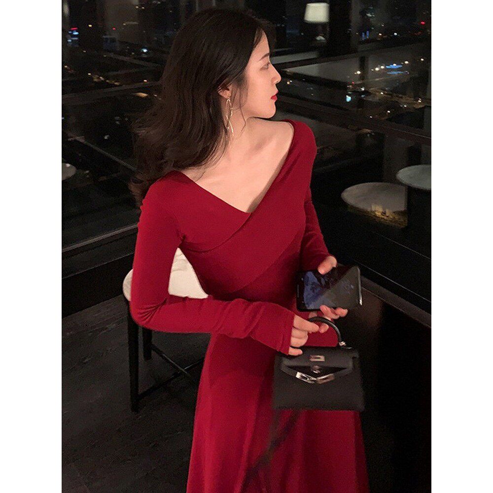 FAshi 2025年新款秋冬装气质高级感收腰长裙法式红色针织连衣裙女