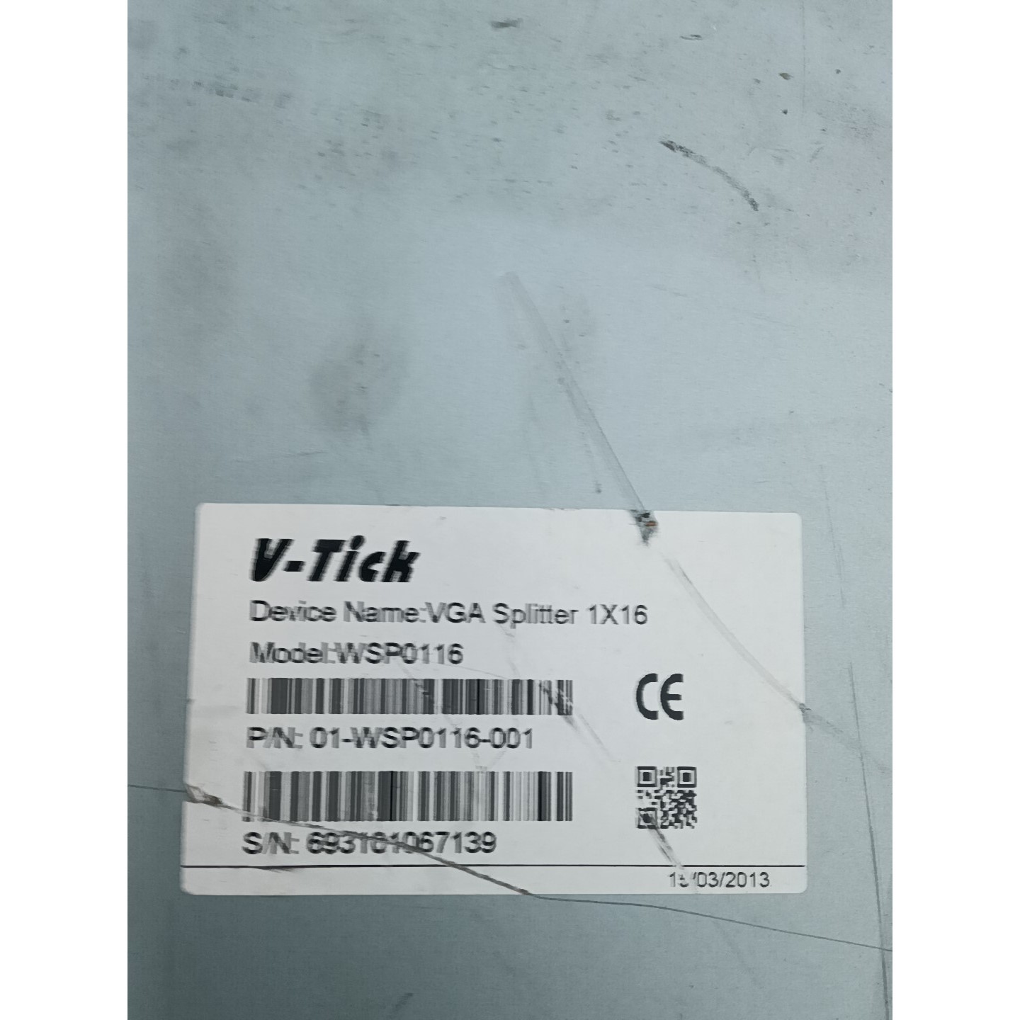 专业矩阵切换器,16路VGA输入输出,机器成色还不错,正常使