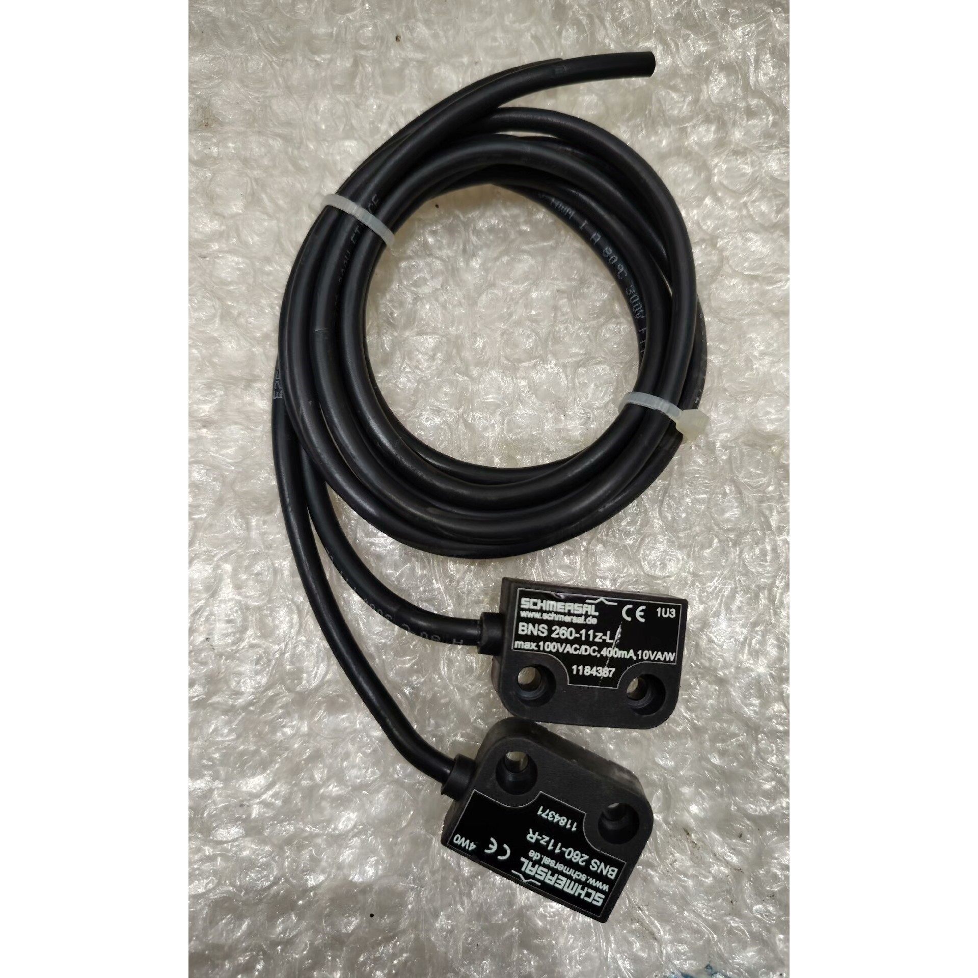 V14B517A-E213A诺冠原装电磁阀,工程剩余一个