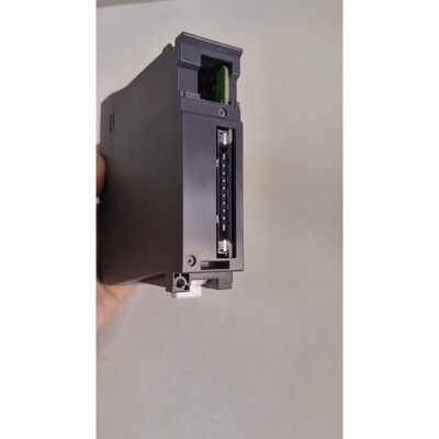 R系列 R08SFCPU,R6SFM一组 成色如图 功能