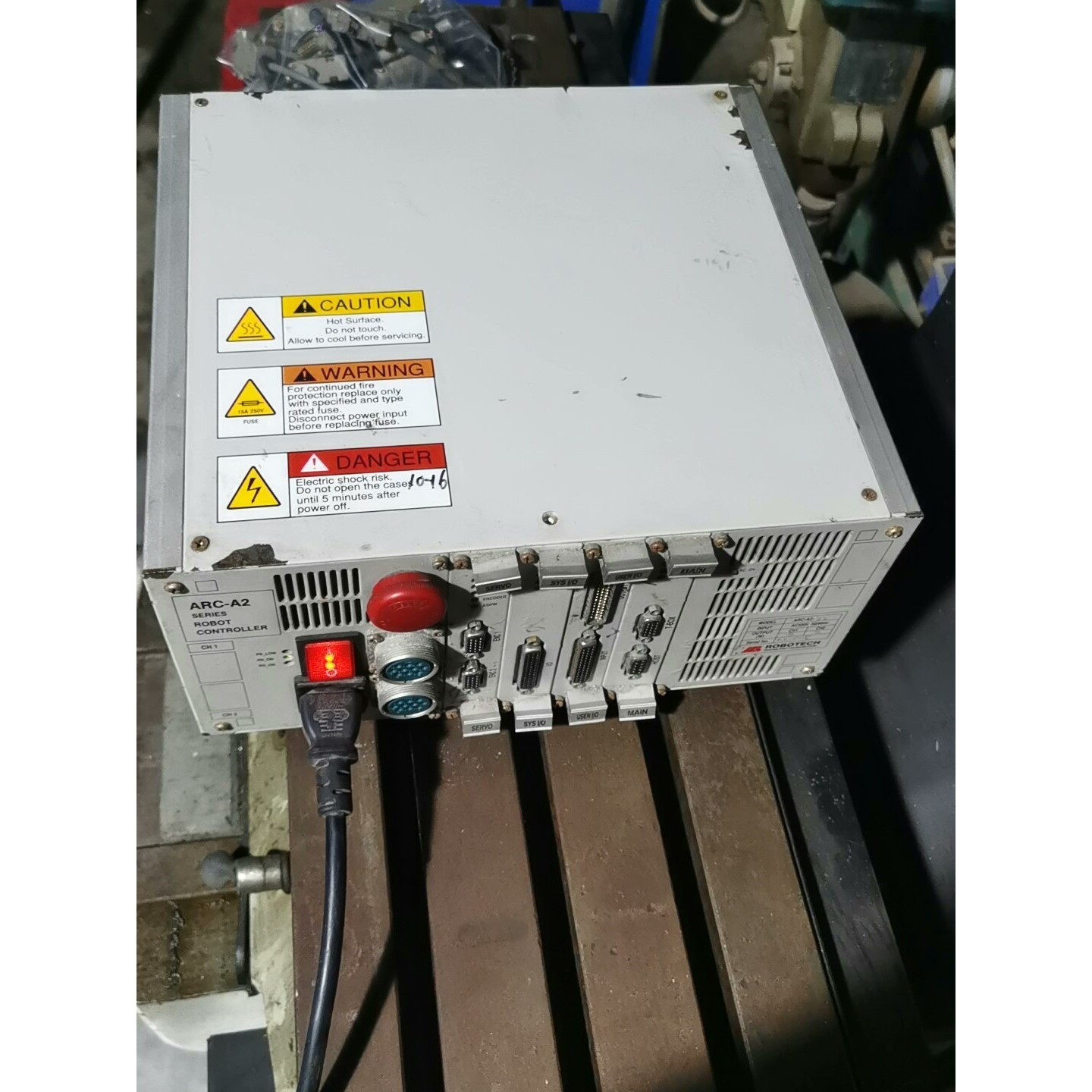 ROBOTECH 机器手拆机控制器ARC-A2-42,成色如