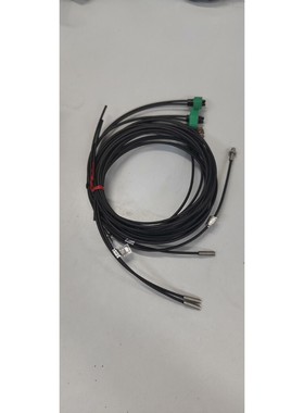 FT5BC光纤传感器线,1对+2对短线,黑色线身配银色接头.
