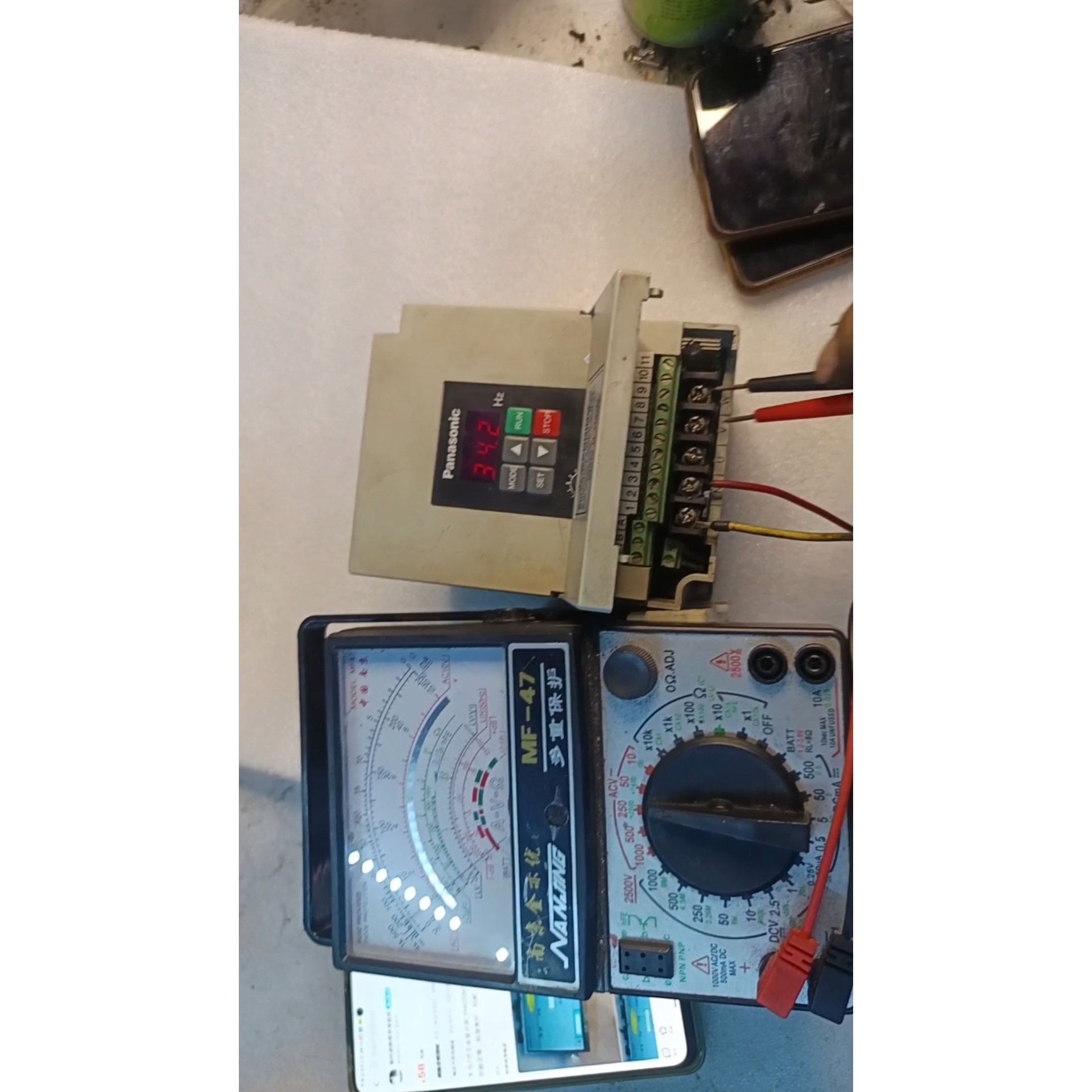 变频器  BFV00072GK   220V0.75KW