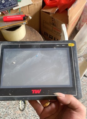 特威触摸屏,型号:TW4070C,功能包好,DC24V供电,