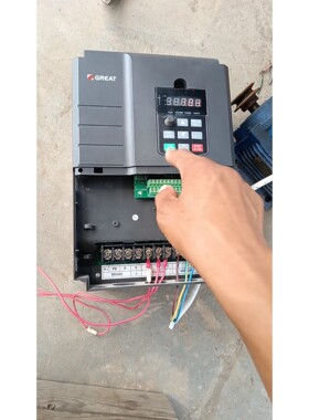 上海格力特变频器VC8000-022G3/030P3