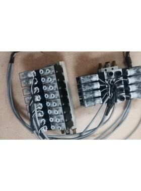 大厂拆机PNEUBIG 4V230C-08 4V210-08