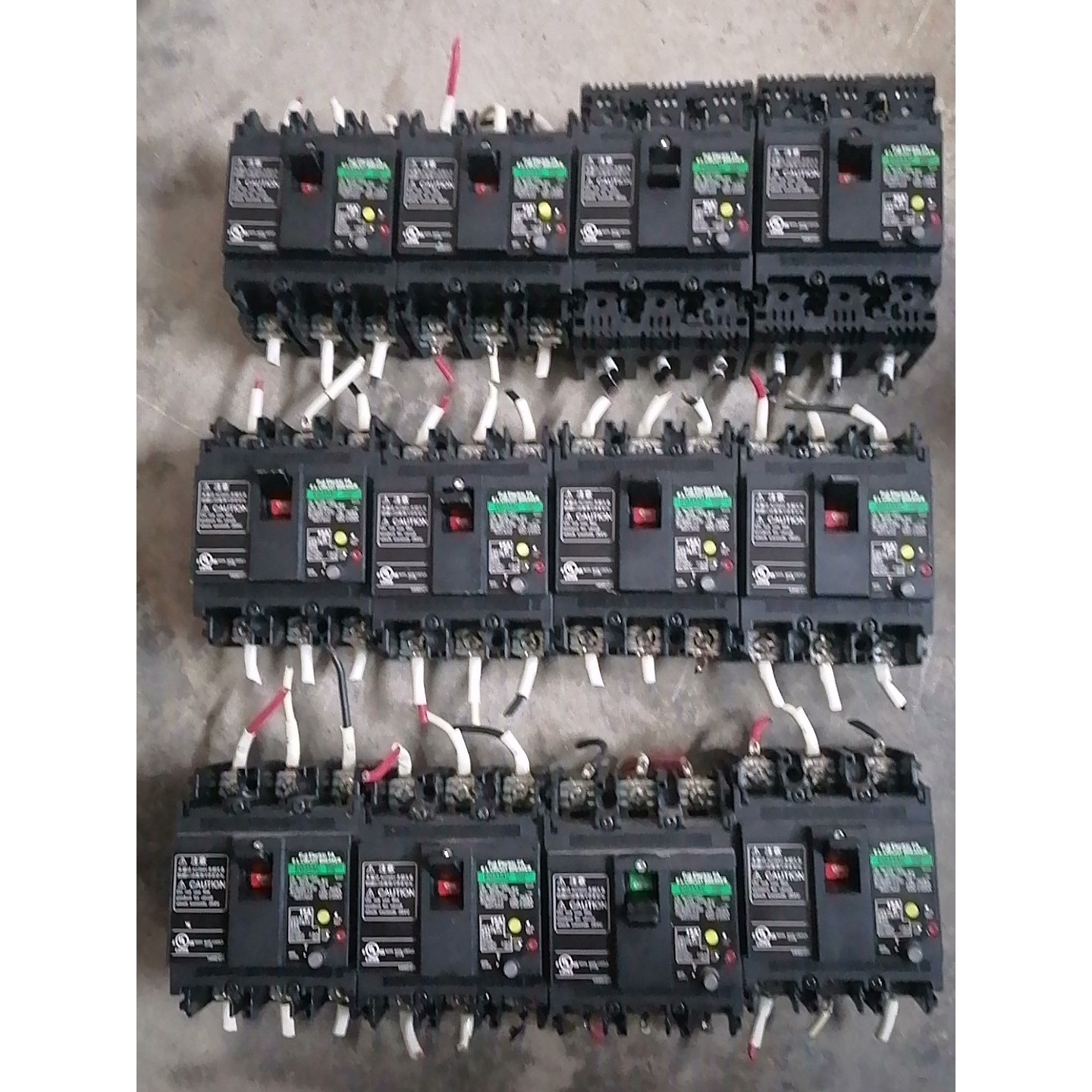 漏电开关EG33AC(10个)EG53AC(2个)