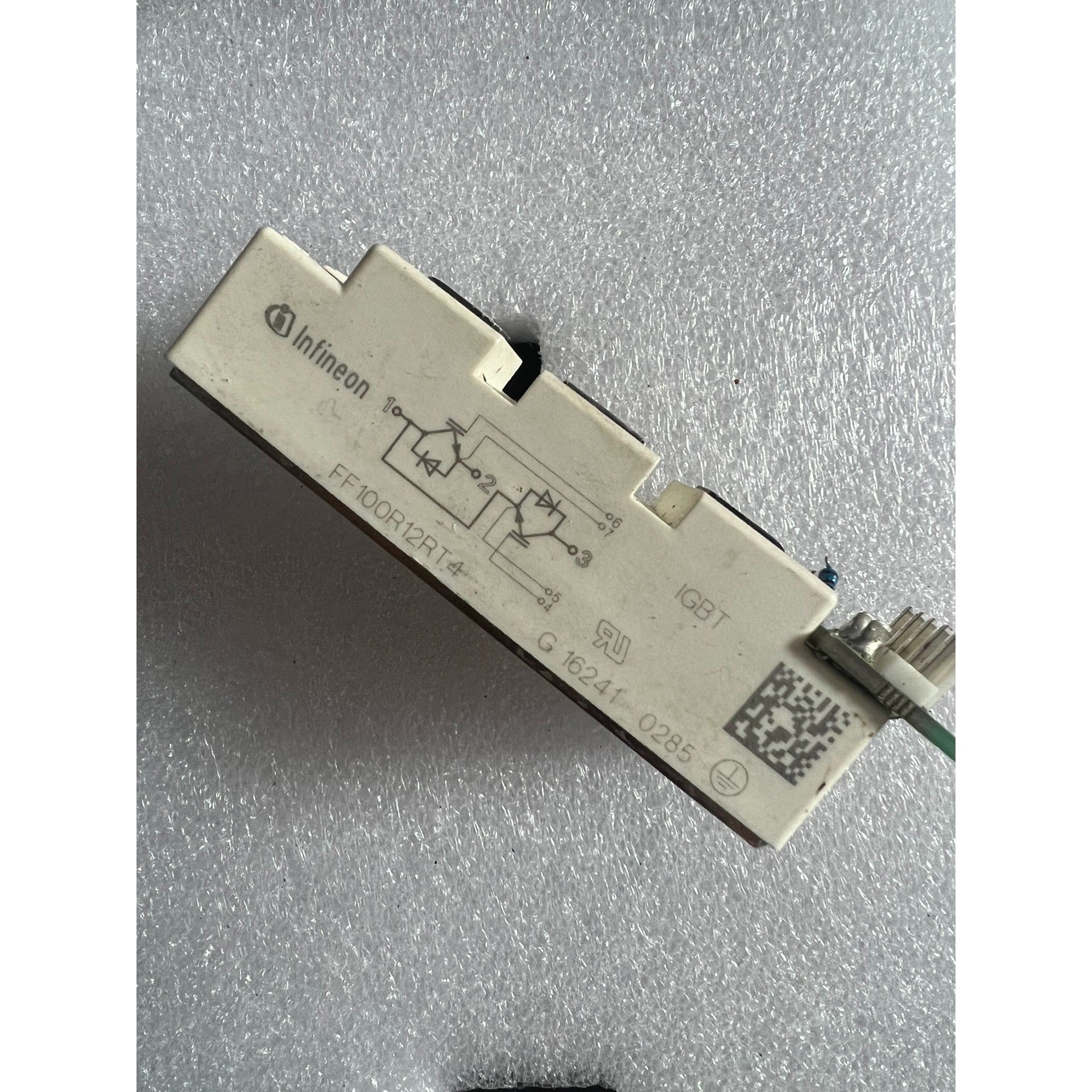 FF100R12KT4英飞凌拆机模块 实拍 只有一个