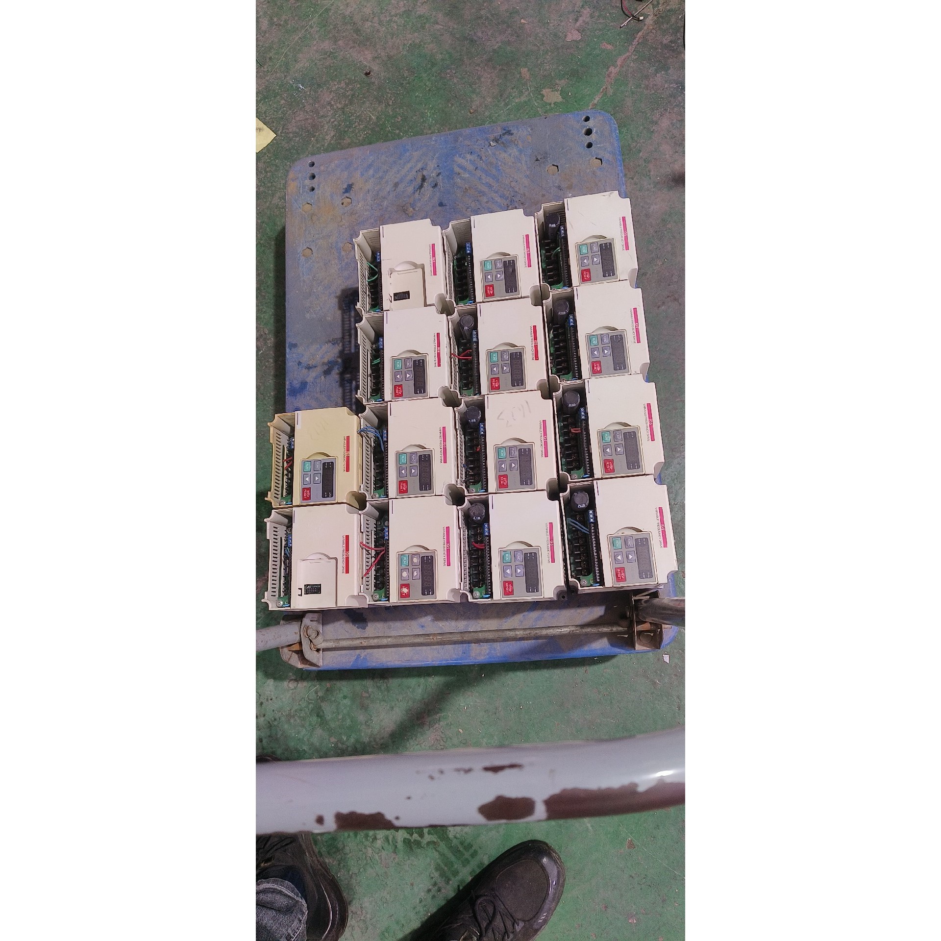 拆机LG变频器  sv008IG5-4,0.75kw 实物图