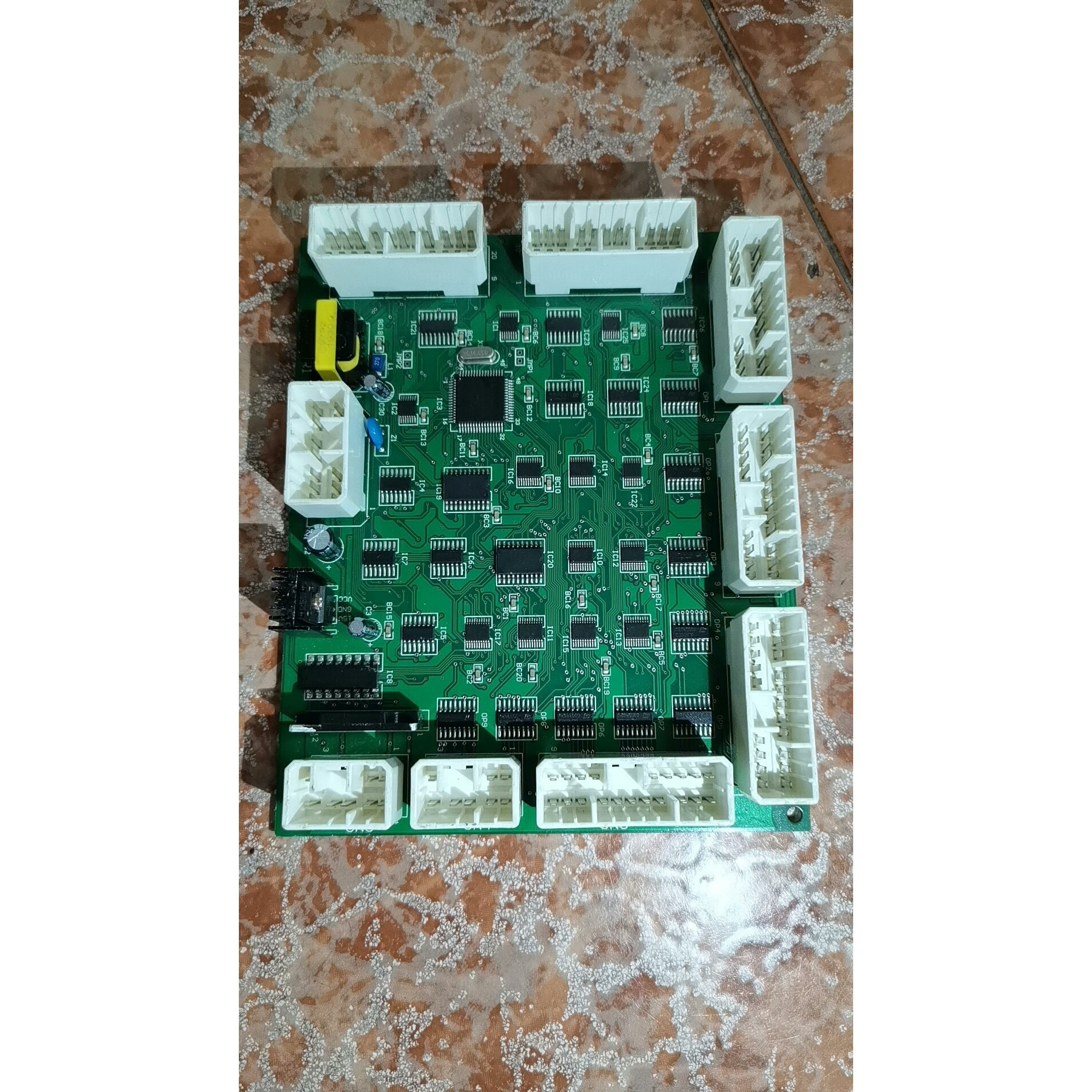 tms320lf2407apgea+epm7128slc84