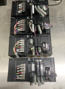 PLC一组,CJ1W-PA205R,CJ1M-CPU1