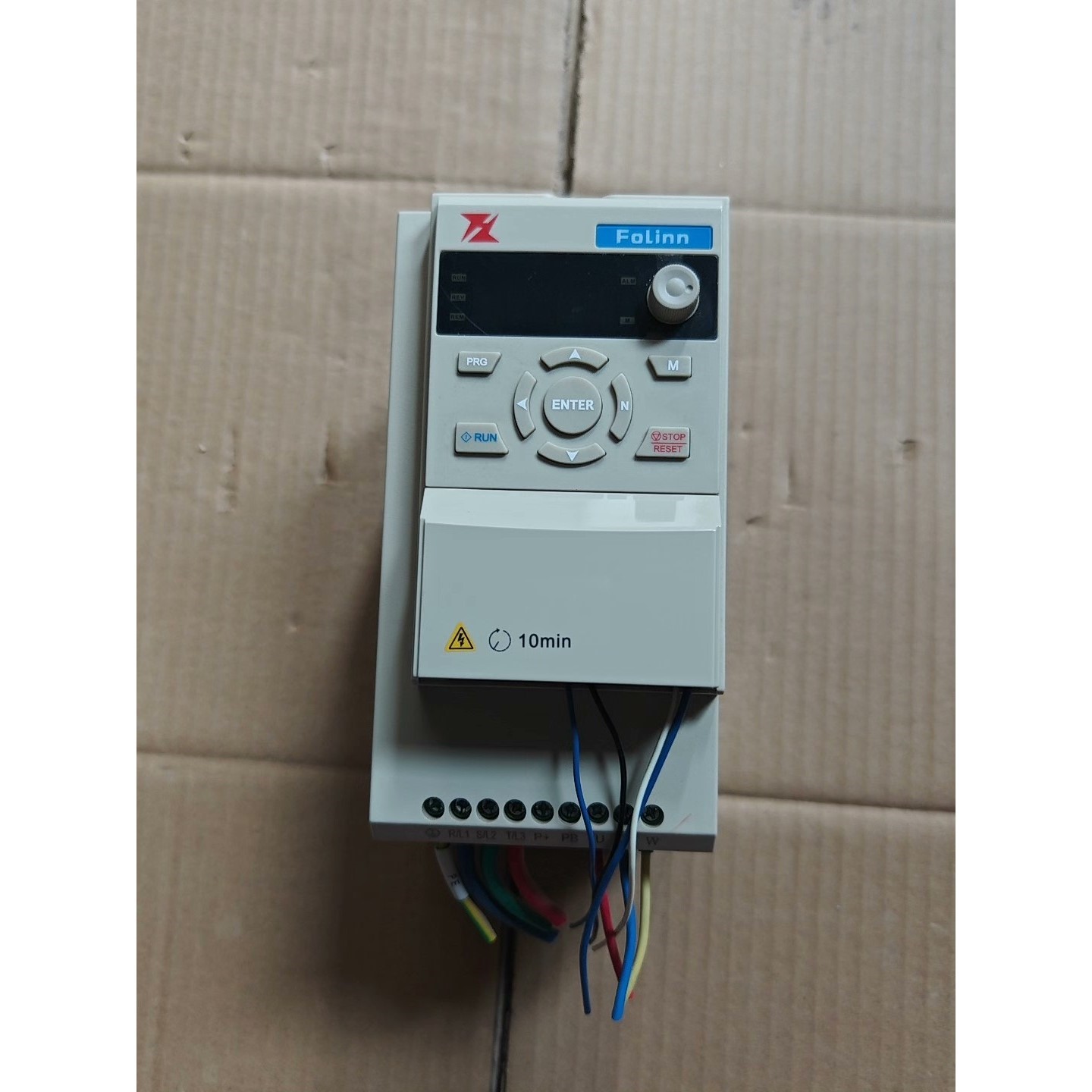 富凌变频器H110T40040BX0  4.0KW,380V