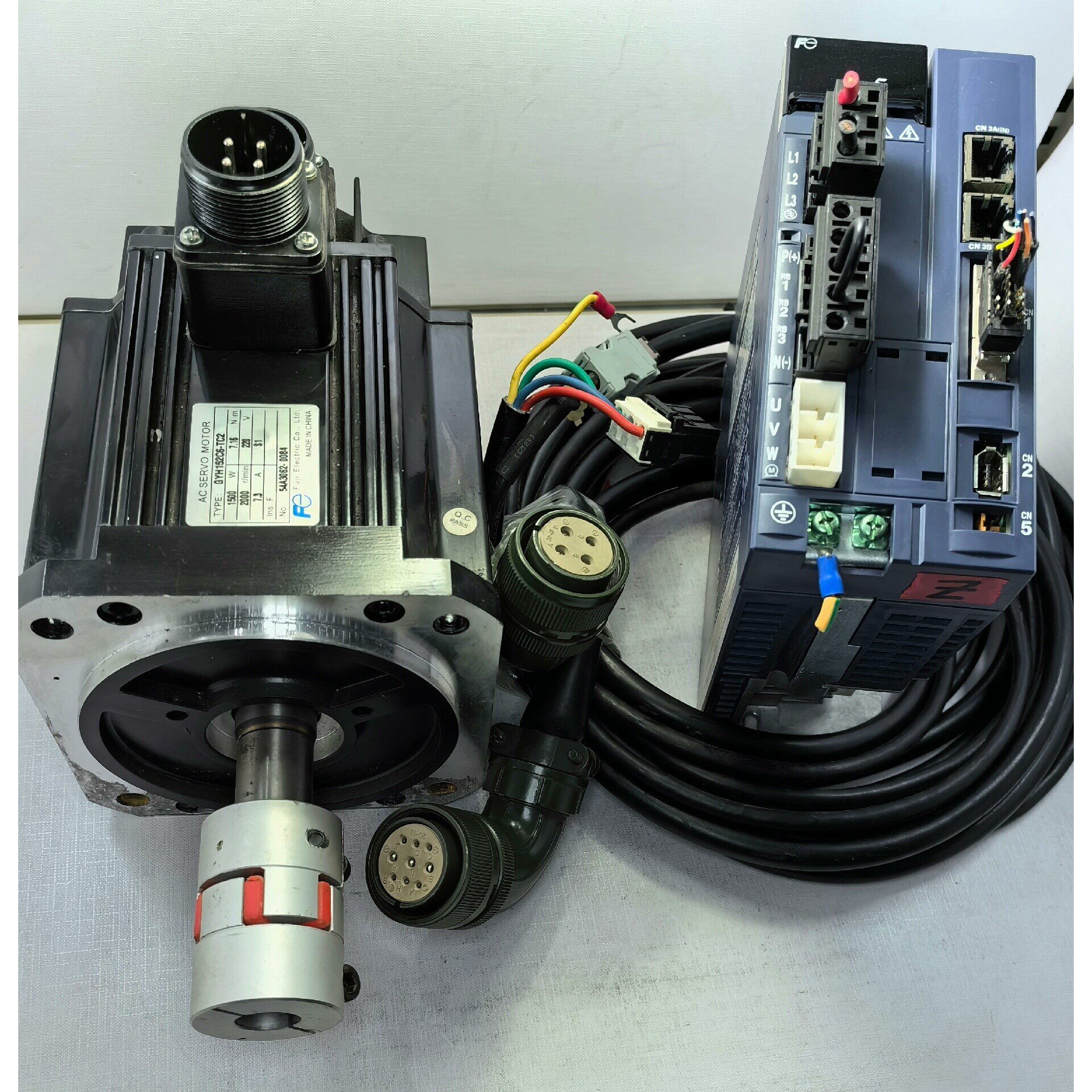 驱动器PYH152F5-VV2 200-240V 150