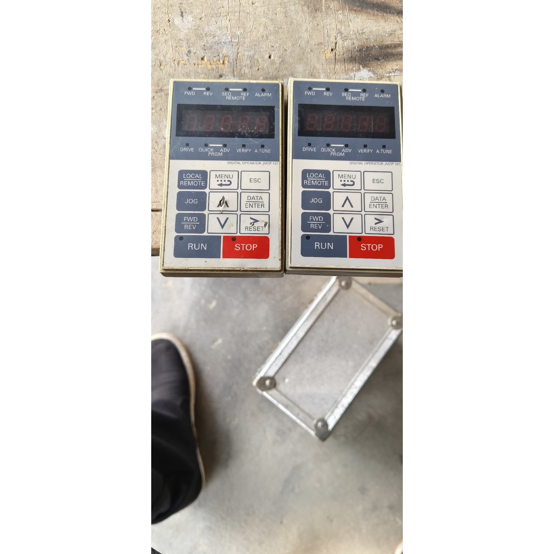 JVDP-161安川变频器面板有4个二手拆机