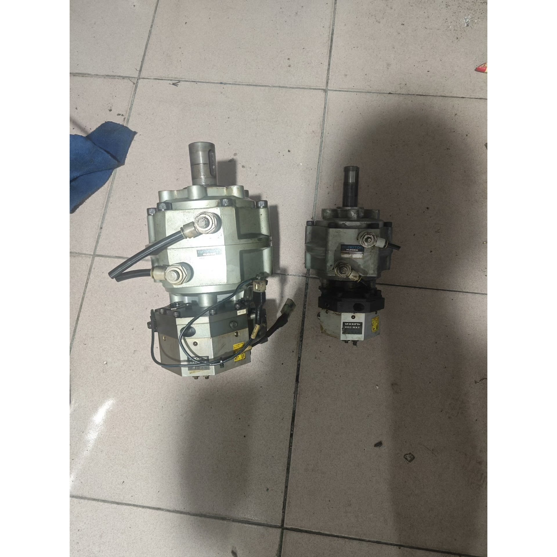 KURODA黑田精工旋转气缸,型号PRN800S-280-4