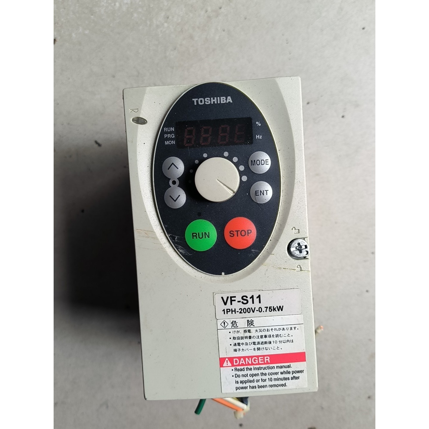 0.75KW变频器,VFS11S-2007PLY-A2,