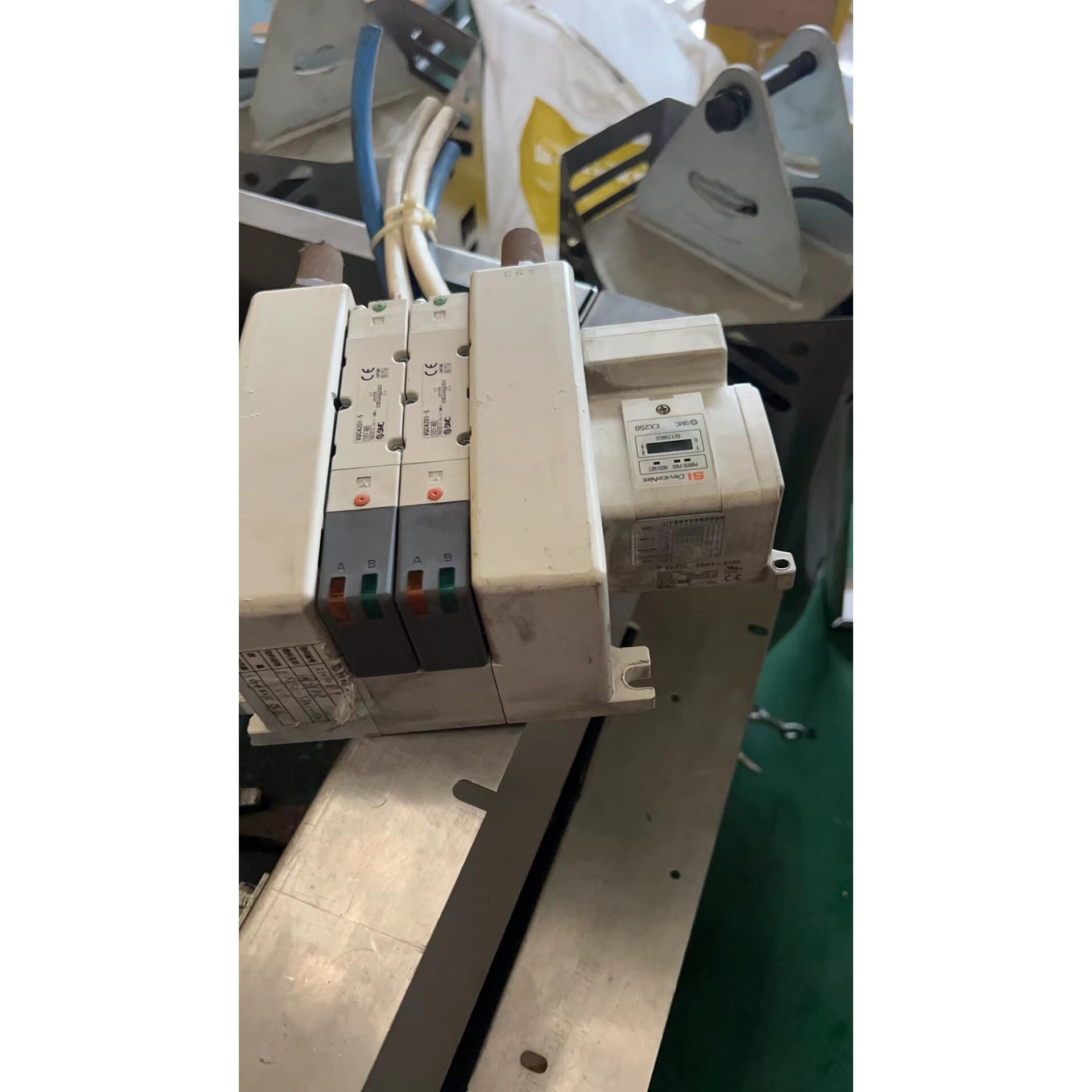 阀岛 VQC4201-5 EX250-SDN1-X1