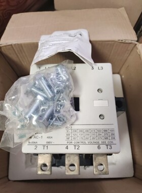 全新交流接触器  型号 3TF56 22-OXQO