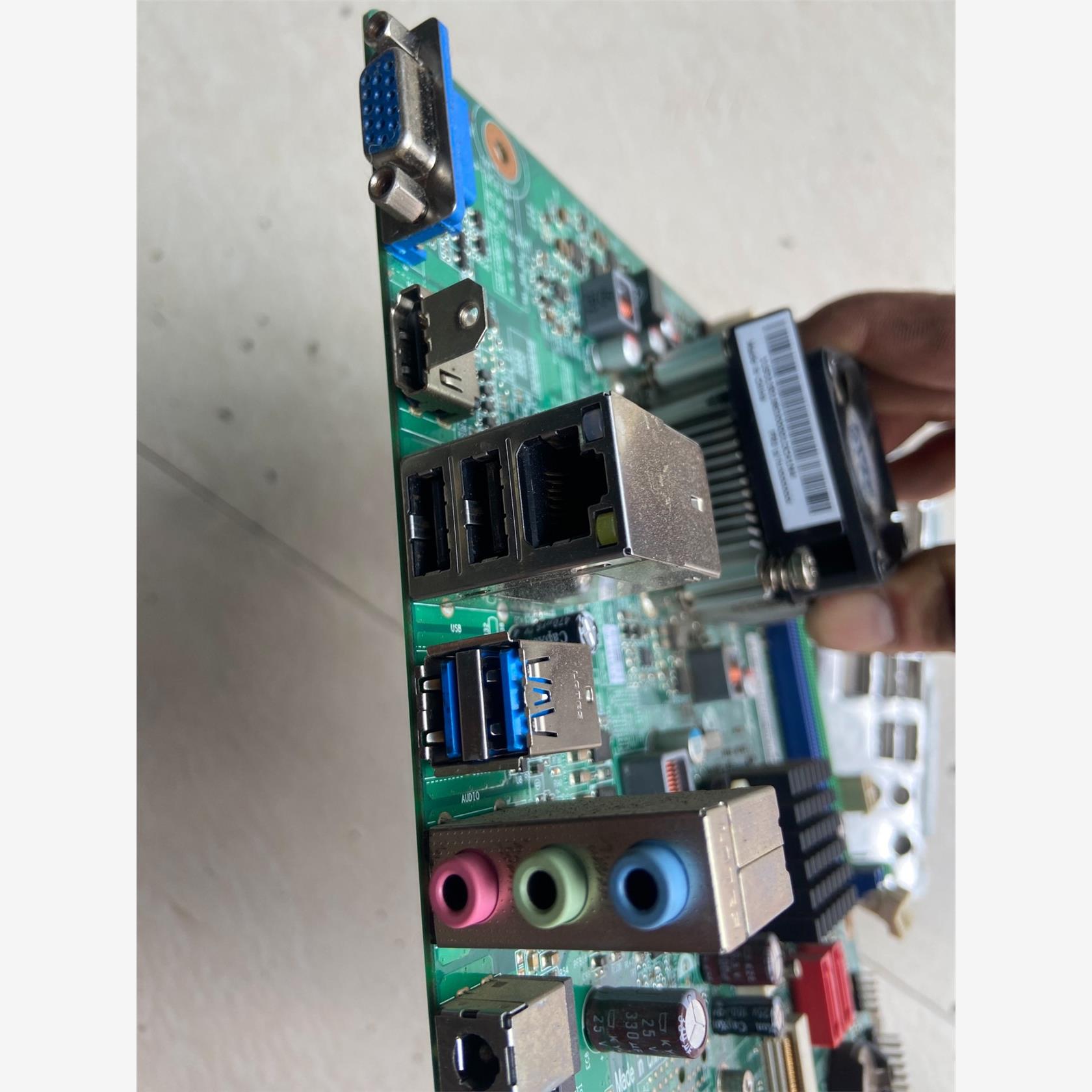 联想家悦s505拆机主板   cft1d3li   成色如图