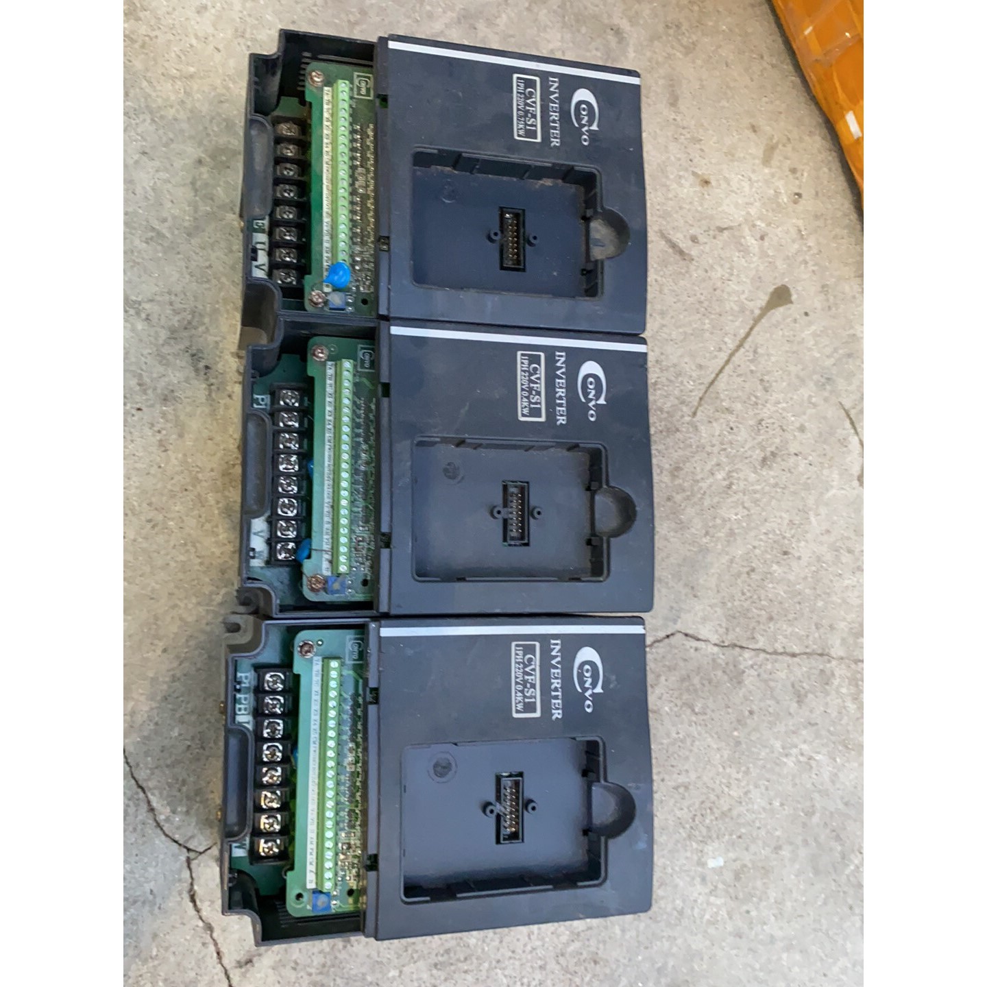 CVF-S1-2S0004B 康沃220V0.4KW变频器2