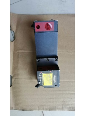 邦纳LE250U传感器两个,线剪了,上标一个的价,有问题可退