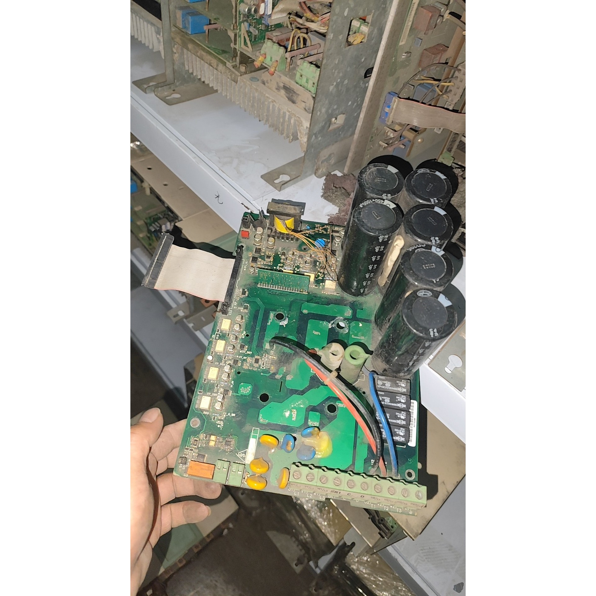 西威变频器驱动板PV33-3L-15-400H,拆机品,功能