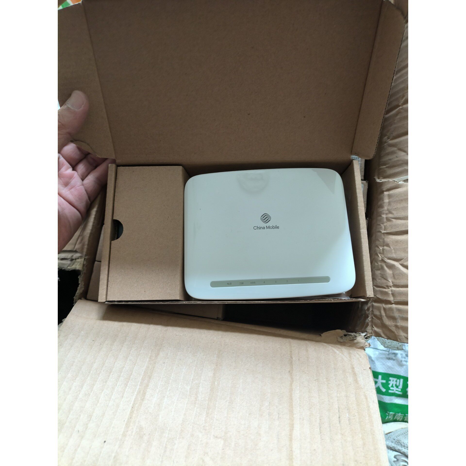 移动光猫吉比特H2-3e,带,配件齐全   ,二手商