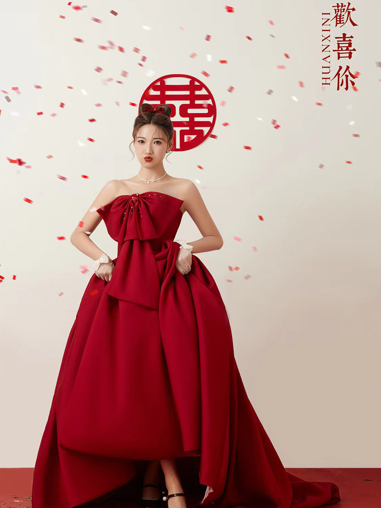 Photography props suitable for photo sessions, red clothing, wedding dress indoor, tube top for beloved with bow Photography props suitable for photo sessions, red clothing, wedding dress indoor, tube top for beloved with bow