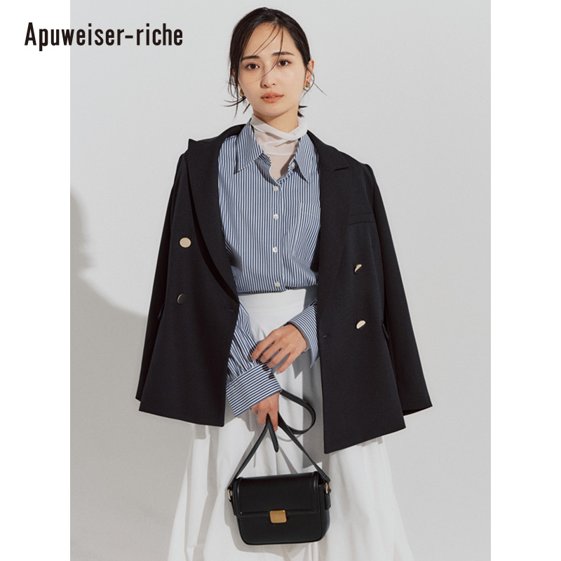 Apuweiser春季新品金属扣西装