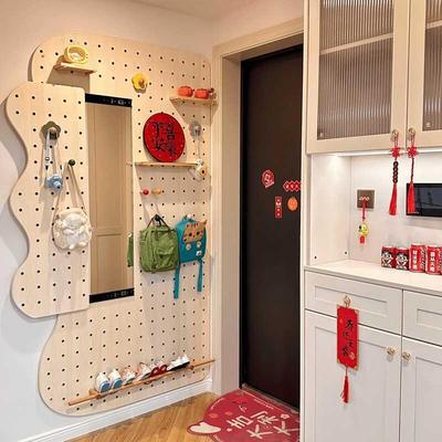 实木洞洞板玄关定制带镜子云朵入户挂衣收纳墙展示置物架