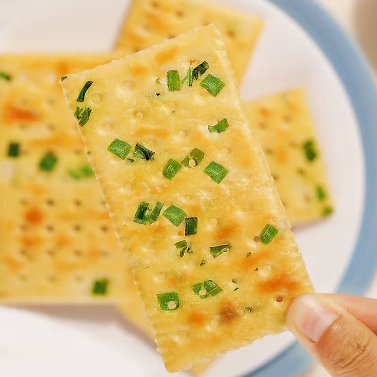 无蔗糖香葱苏打饼干早餐咸味葱花饼干办公室零食代餐点心独立包装
