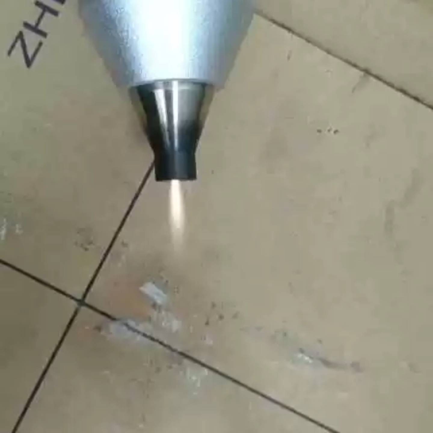 可维修液晶屏等离子表面处理机打胶前处理提高表面粘接力，等离