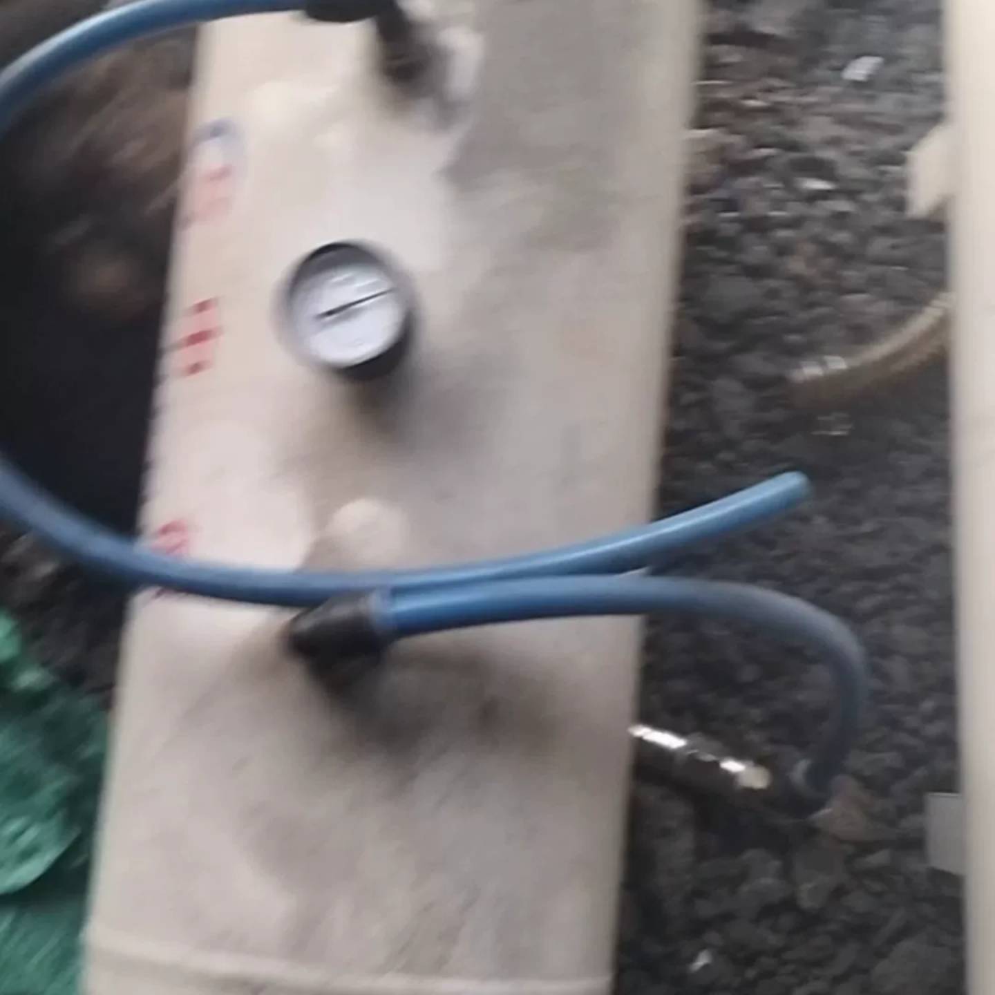 可维修机器做了一半,客户不要了,拆两个申德储蓄罐,100一个