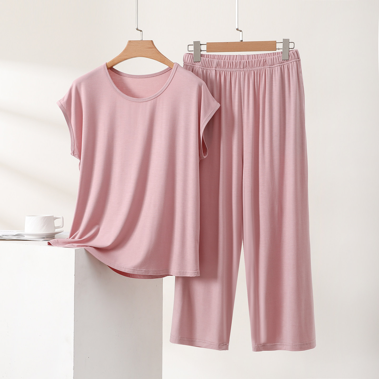中老年睡衣女士莫代尔短袖七分裤大码夏季薄款中年妈妈家居服套装