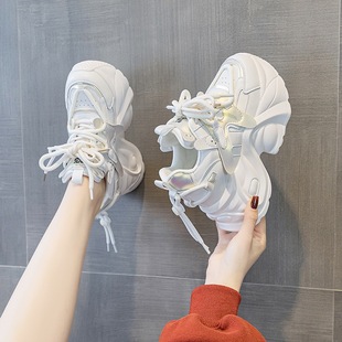 爆款老爹鞋女款小个子增高鞋子2025秋季网面加绒黑色厚底旅游鞋潮