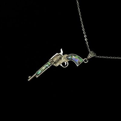 Vintage古着 Shellfish left wheel项链