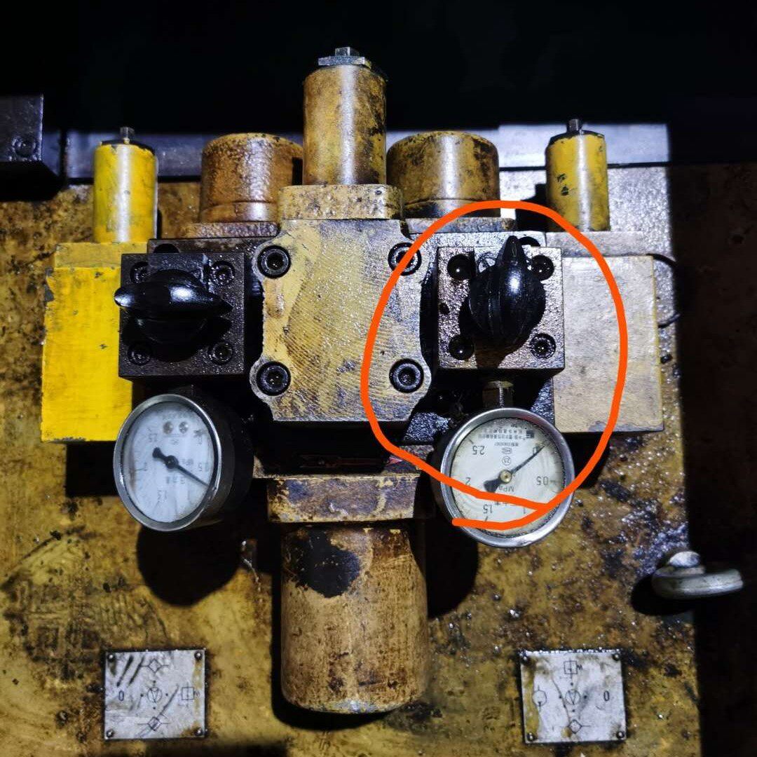 压力表  调压阀