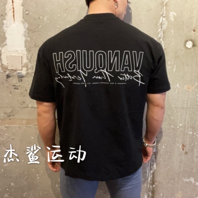 断码特价VANQUISH男女运动休闲VQ COPYRIGHT圆领宽松透气排汗短袖