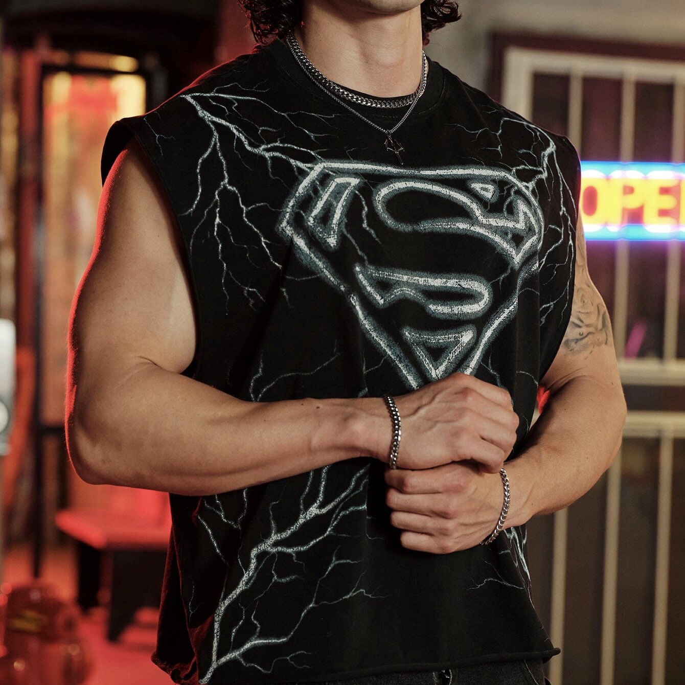 限量YOUNGLA*Superman超人合作运动休闲卷边宽松水洗全棉无袖背心
