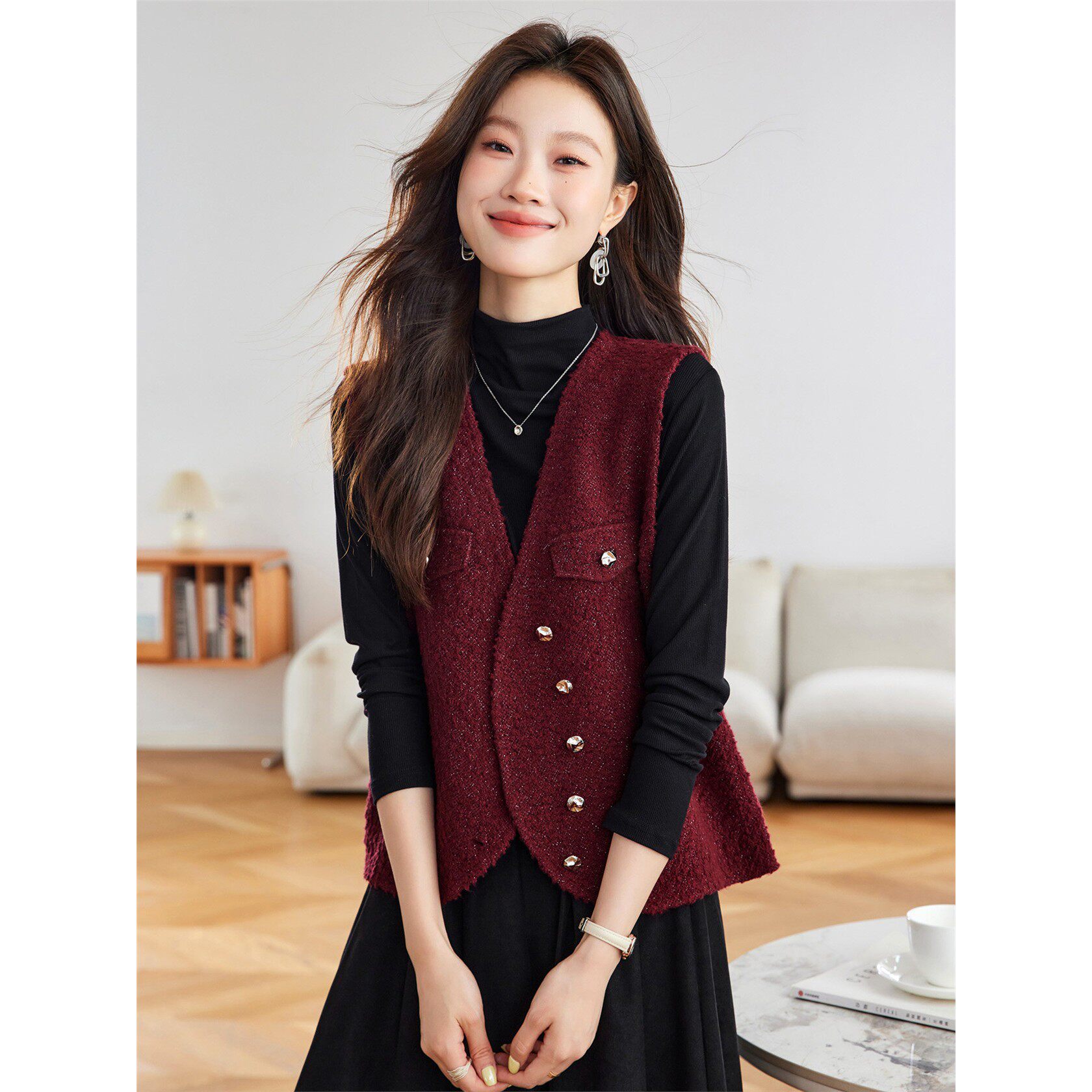 红色针织马甲女款2025新款春秋季时髦洋气小香风毛衣马夹背心坎肩