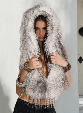 y25tp242欧美新款女装设计感毛毛深v挂脖大露背绑带连帽上衣