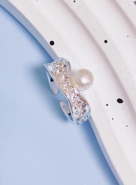 初色原创设计王冠戒指女轻奢高级感开口可调节经典优雅简约戒指女