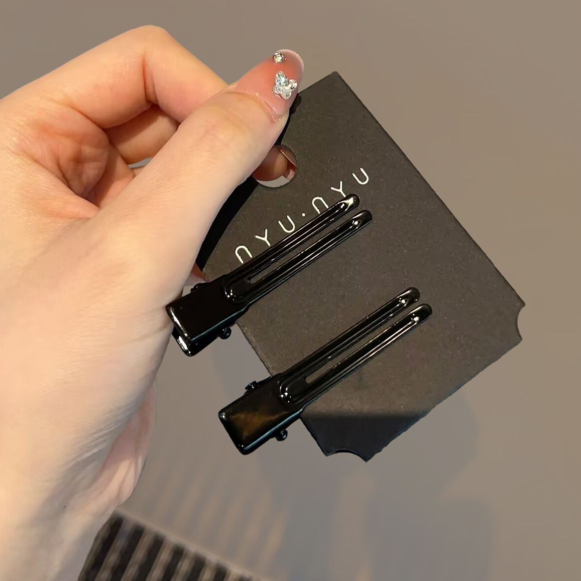 可爱斑点小狗无痕鸭嘴夹