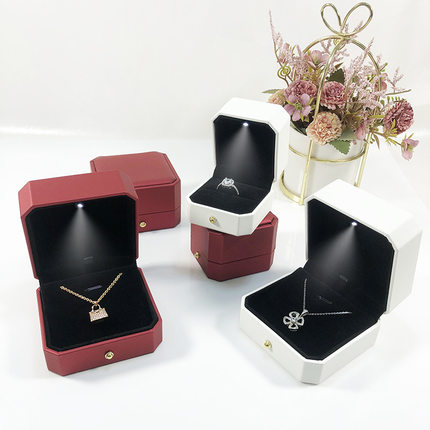 八角pu皮LED灯盒首饰盒珠宝盒戒指盒项链吊坠盒首饰收纳盒印LOGO