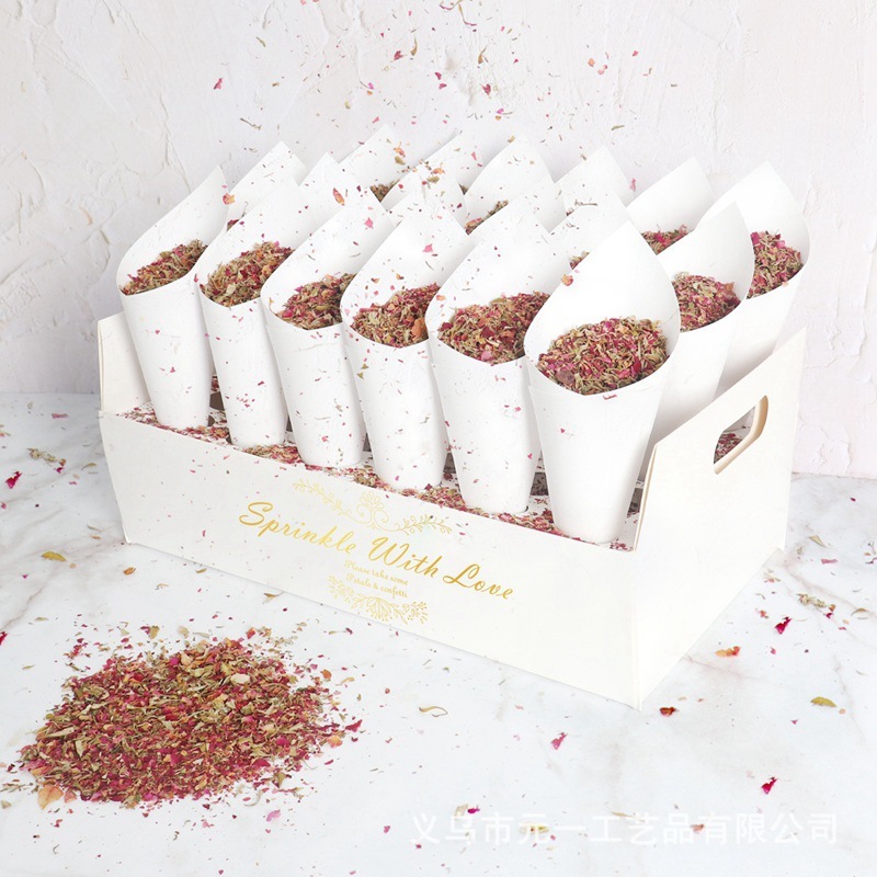 白金婚礼纸锥盒婚礼纸锥纸筒牛皮纸花瓣纸屑托盘Natural Confetti