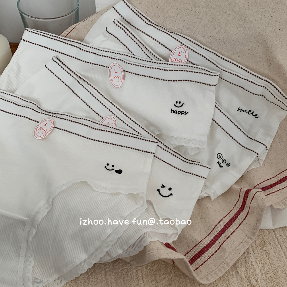 可爱撞色边内裤女学生舒适抑菌