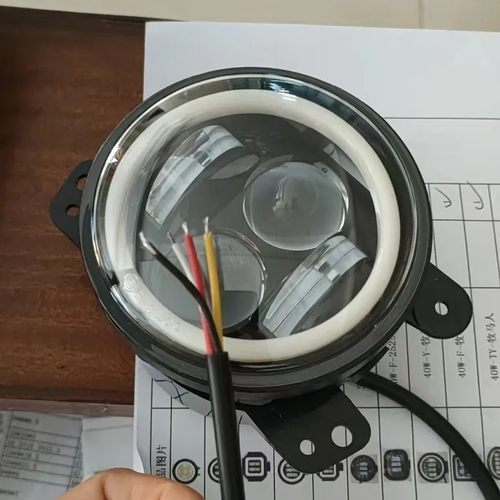 新款强光LED圆形组合防雾灯4寸大灯一体远近光日行灯白色光改装用