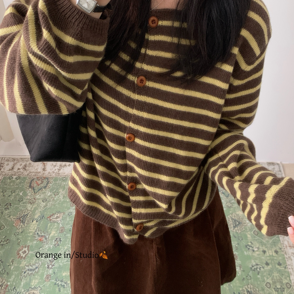 Orange in.studio橘里-古撞色条纹宽松圆领长袖针织保暖毛衣M3784图片