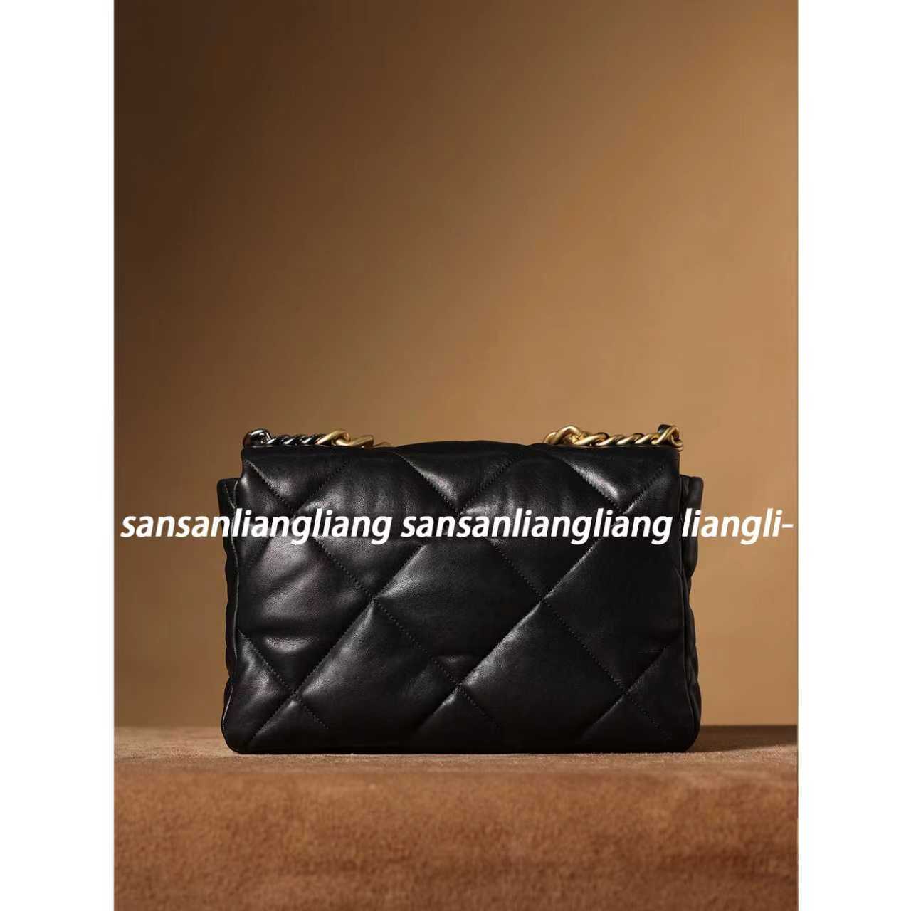 贵族气质！19bag包包小羊皮~