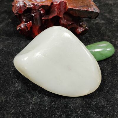 白玉籽料原石独籽羊脂白一细料